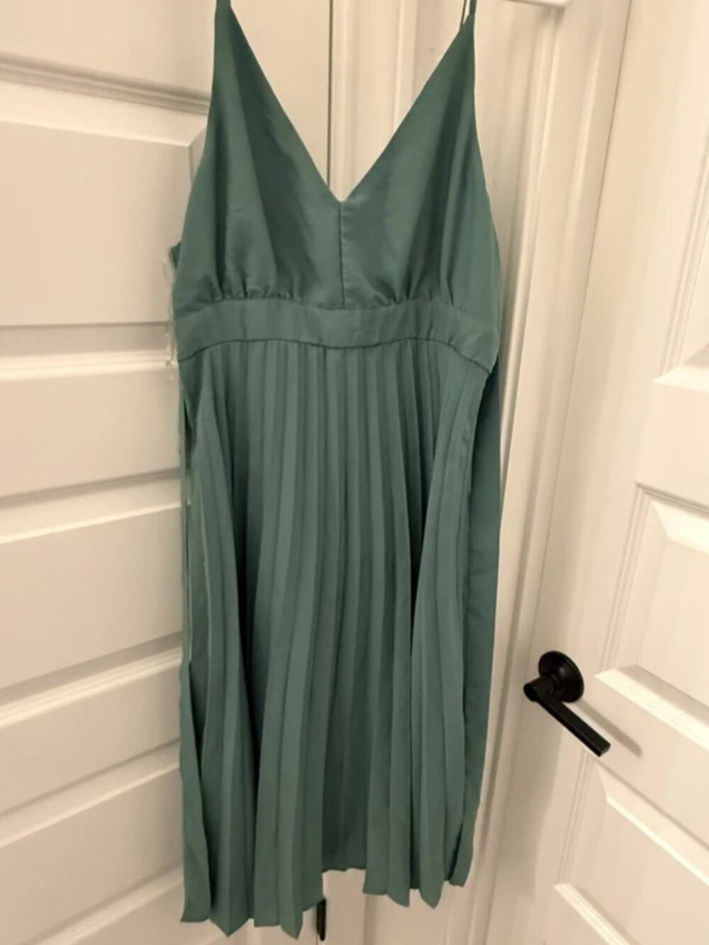 Jessica Simpson Green Pleated Spaghetti Strap Dress